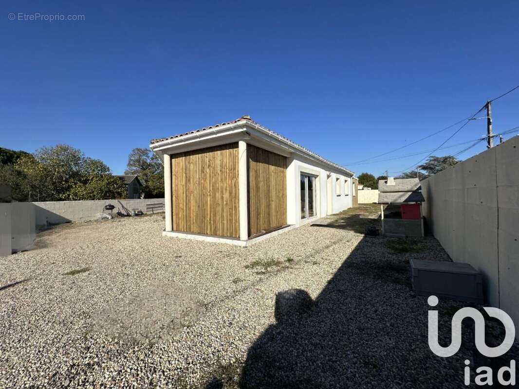 Photo 2 - Maison à AMBARES-ET-LAGRAVE