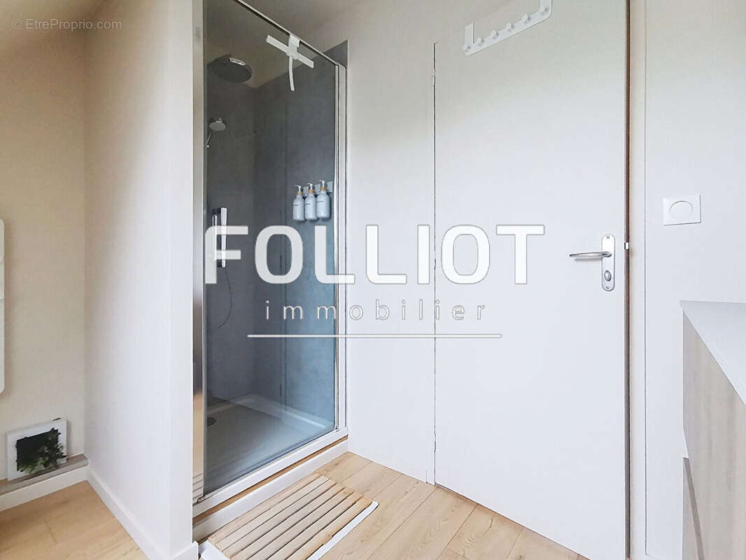 Maison à JULLOUVILLE