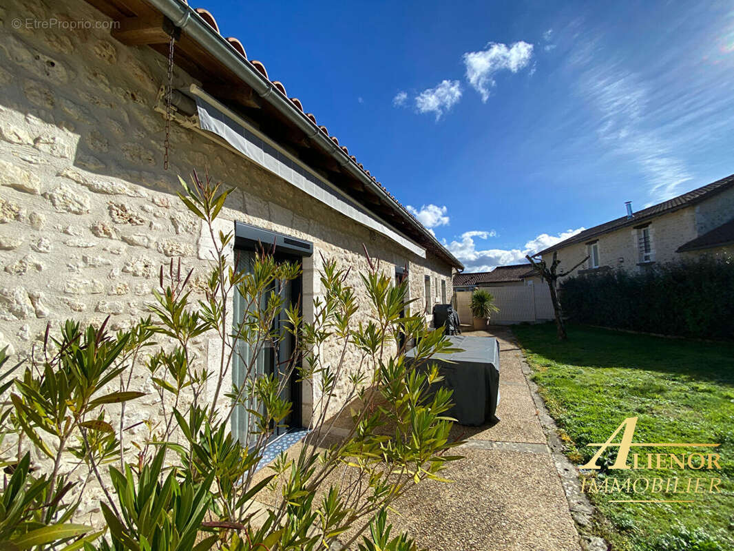 Fermette rénovée pleine de charme, à deux pas de Brantôme (24310) - photo 16