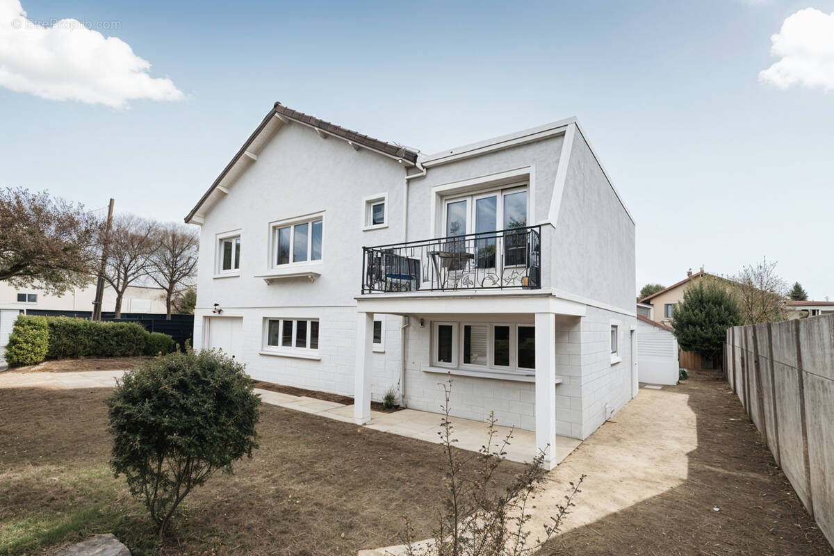 Maison à NOISY-LE-GRAND