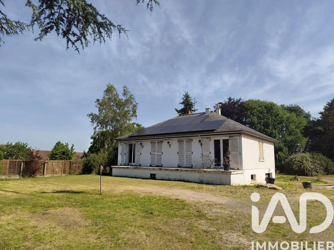 Photo 4 - Maison à TRUYES