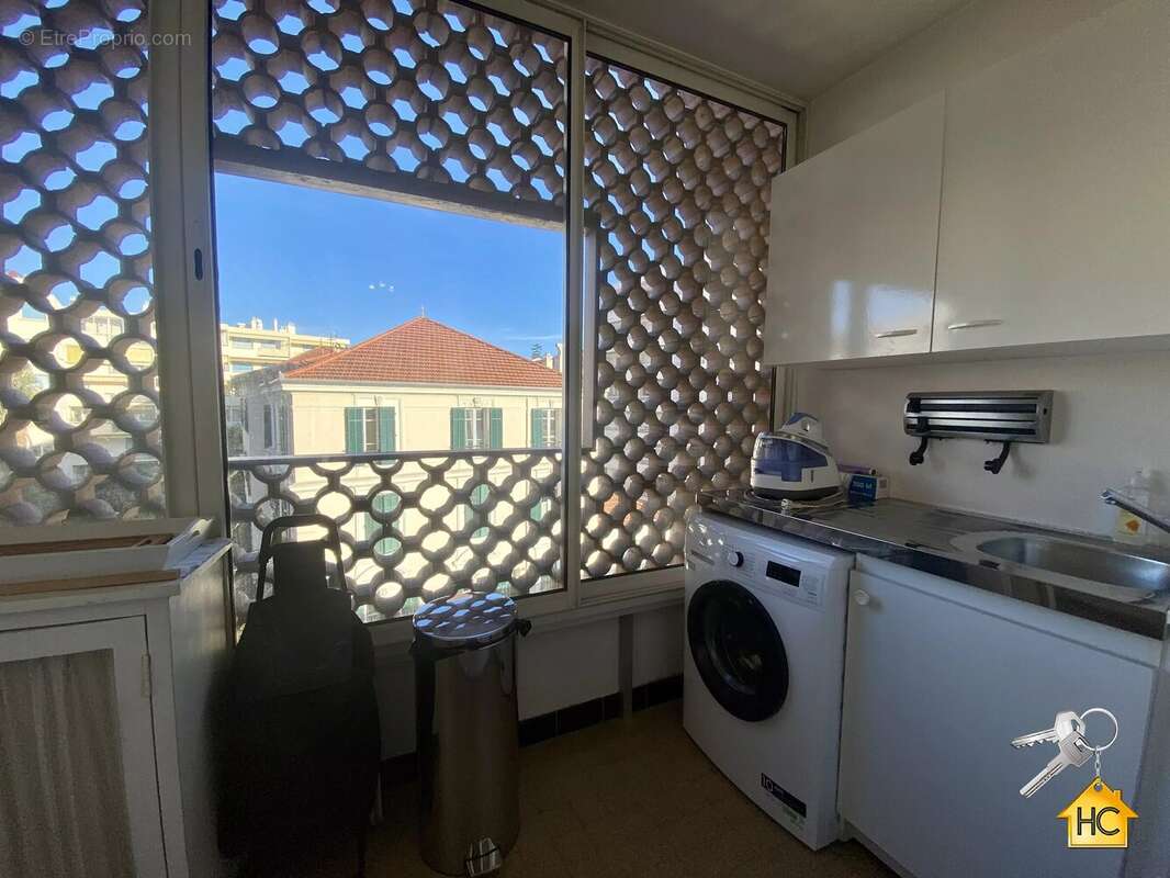 T2.Cannes Centre limite Banane - photo 5