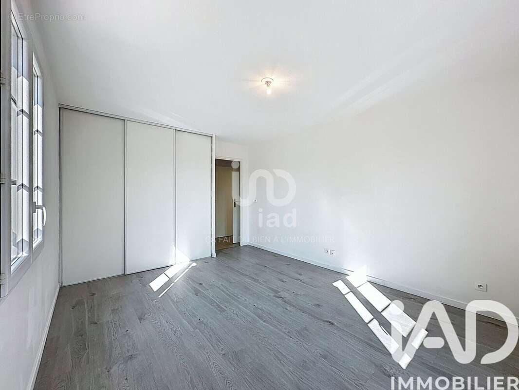 Photo 9 - Appartement à DAMMARIE-LES-LYS