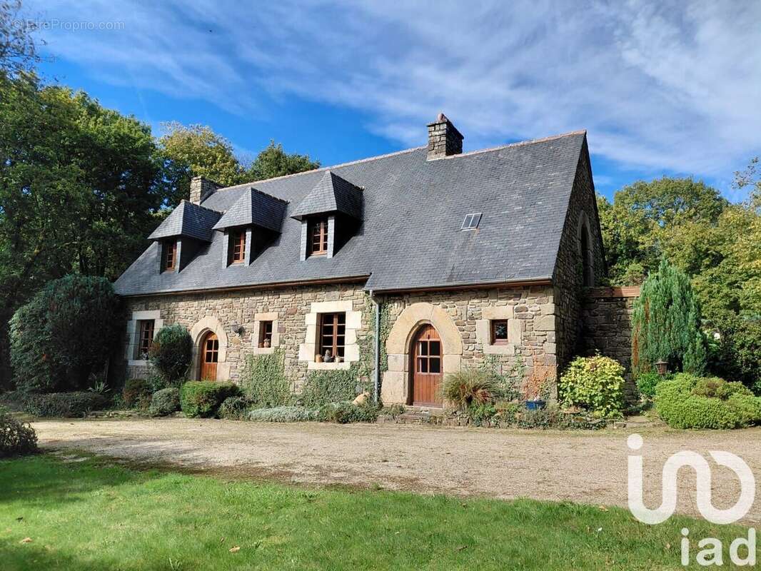 Maison 140 m² à Treffrin  - photo 2