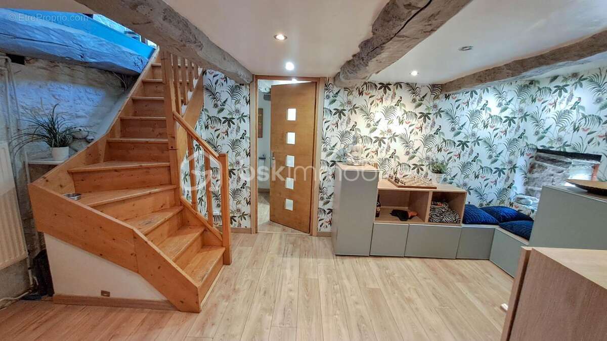 Domaine en pierre avec deux maisons – idéal gîte ou chambres d’hôtes – 354 m² – parc 7800 m² - photo 7