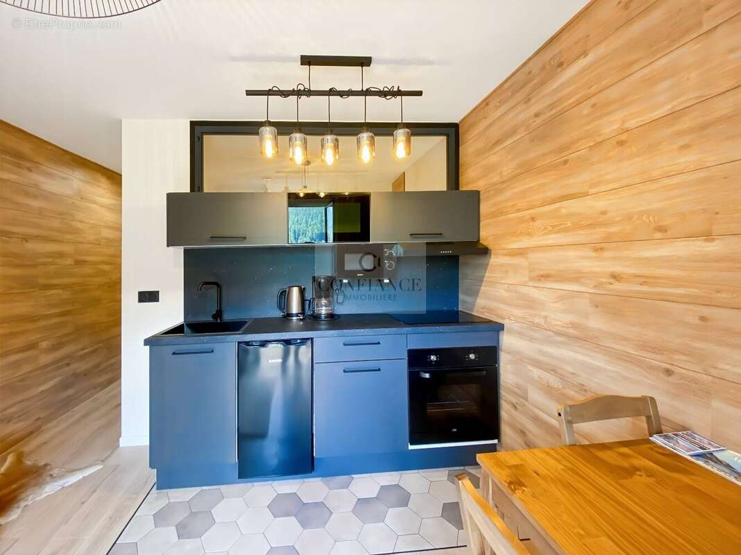 Appartement à SAINT-ETIENNE-DE-TINEE