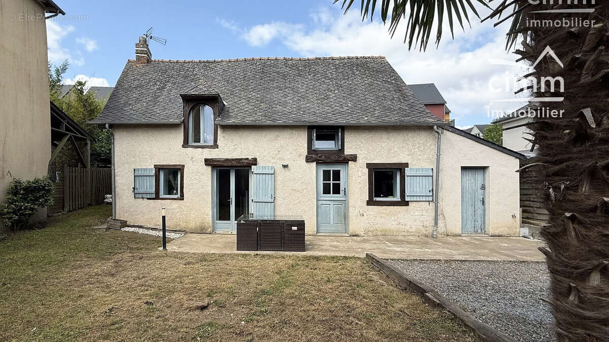 Maison 78 m² à Saint-Erblon  - photo 5
