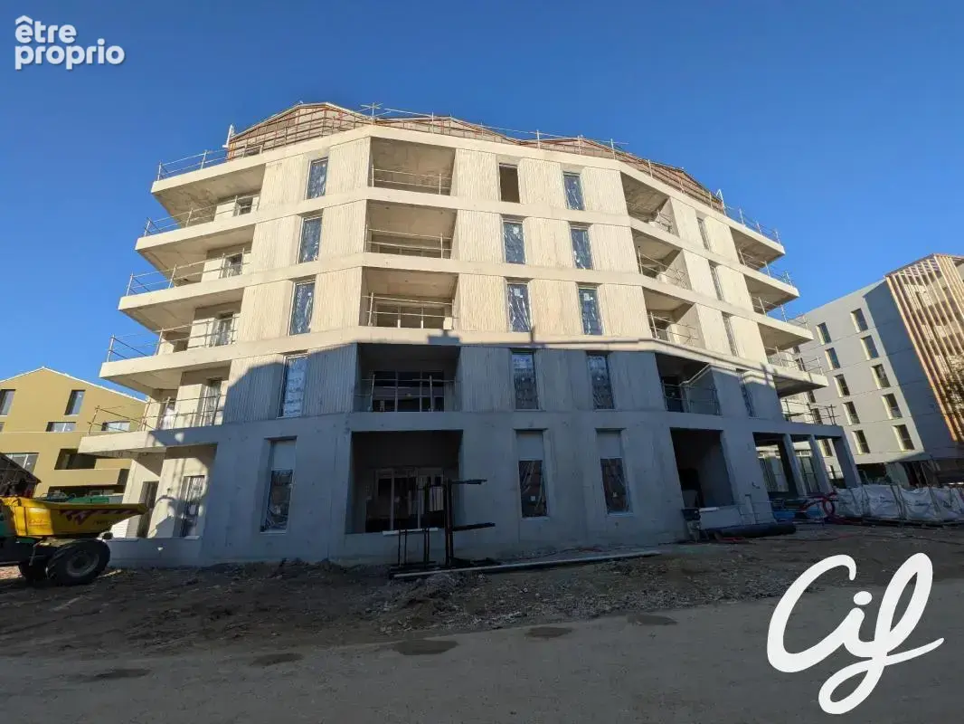 Appartement T2 NANTES La route de Sainte-Luce - 45.7 m2  165 900 Euros - photo 2