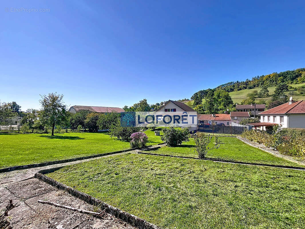 Maison à SAINT-URBAIN-MACONCOURT