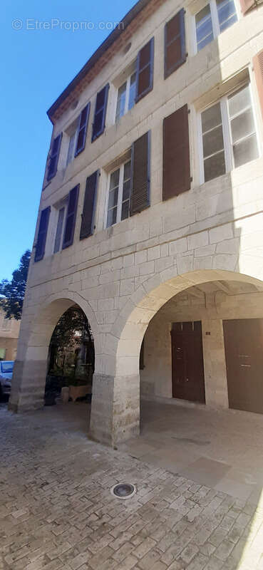 Maison à MONTPEZAT-DE-QUERCY