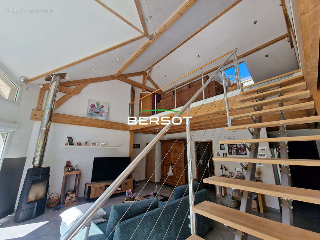 Maison à GUILLON-LES-BAINS