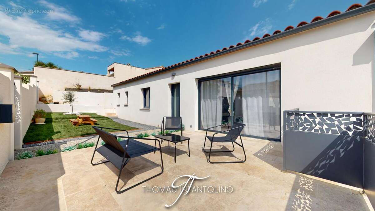 En exclusivite - plain pied - 3 chambres dont une suite parentale - climatisation gainable - garage - vue degagée - photo 12