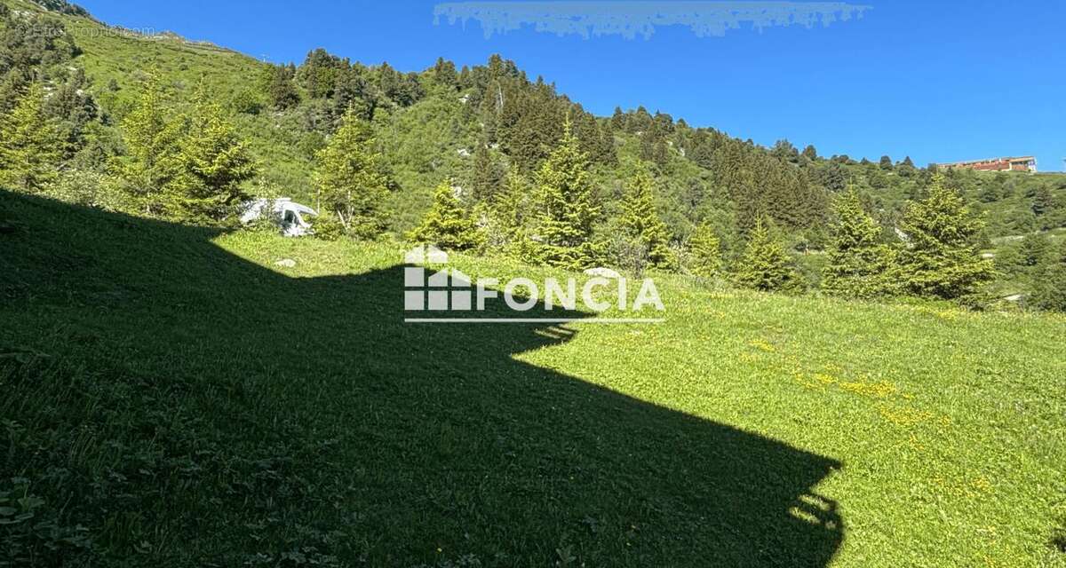Appartement à LES ALLUES