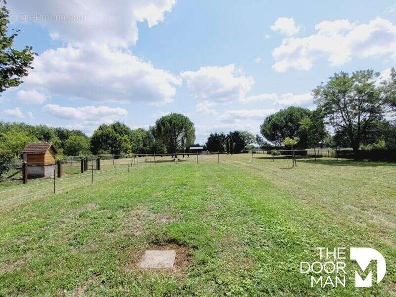 Maison à MONT-PRES-CHAMBORD