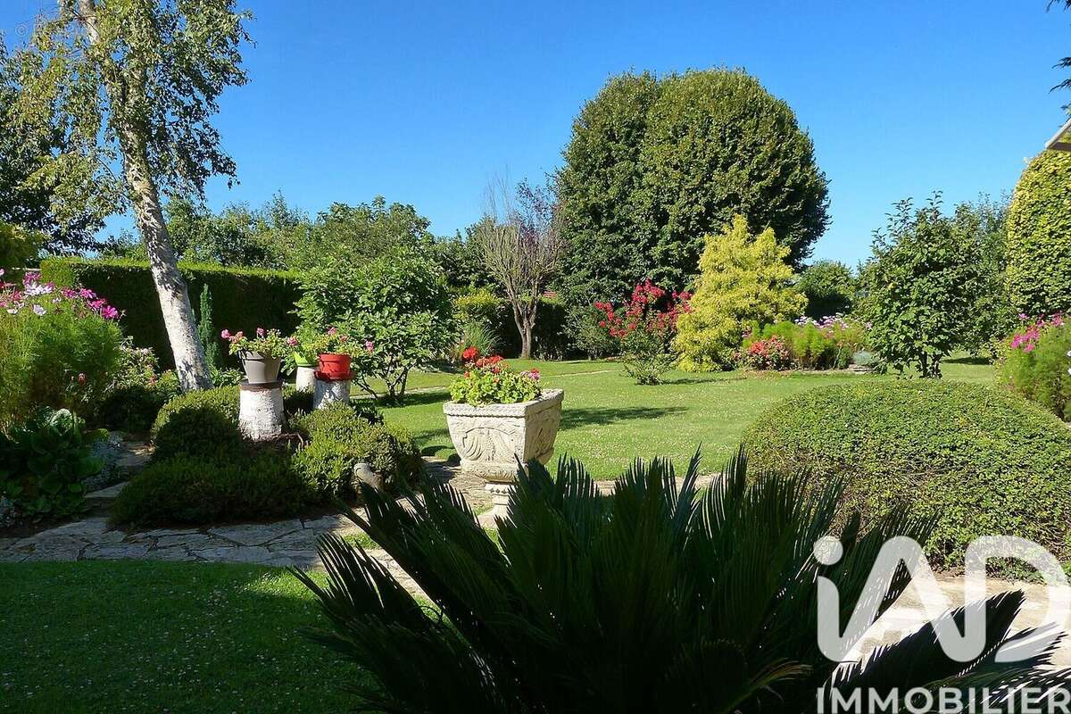 Photo 3 - Maison à VARENNES-SUR-SEINE