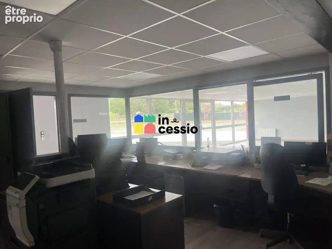 RARE – Ensemble immobilier d'activité de 787,5 m² sur prè - photo 13