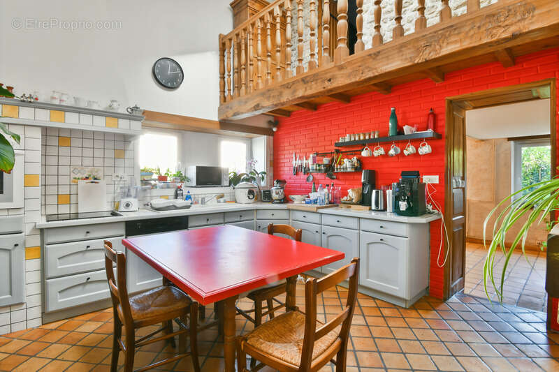 Maison à TONNAY-CHARENTE