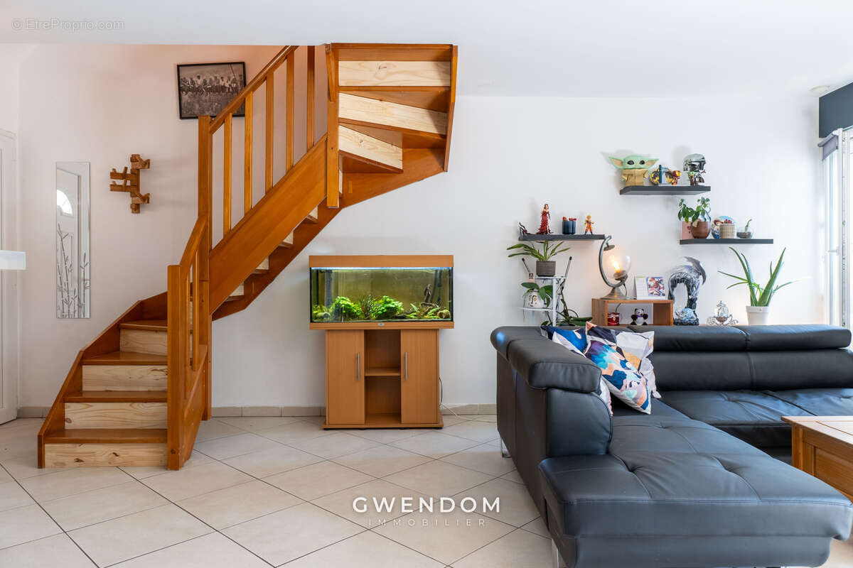 Appartement à TORCY