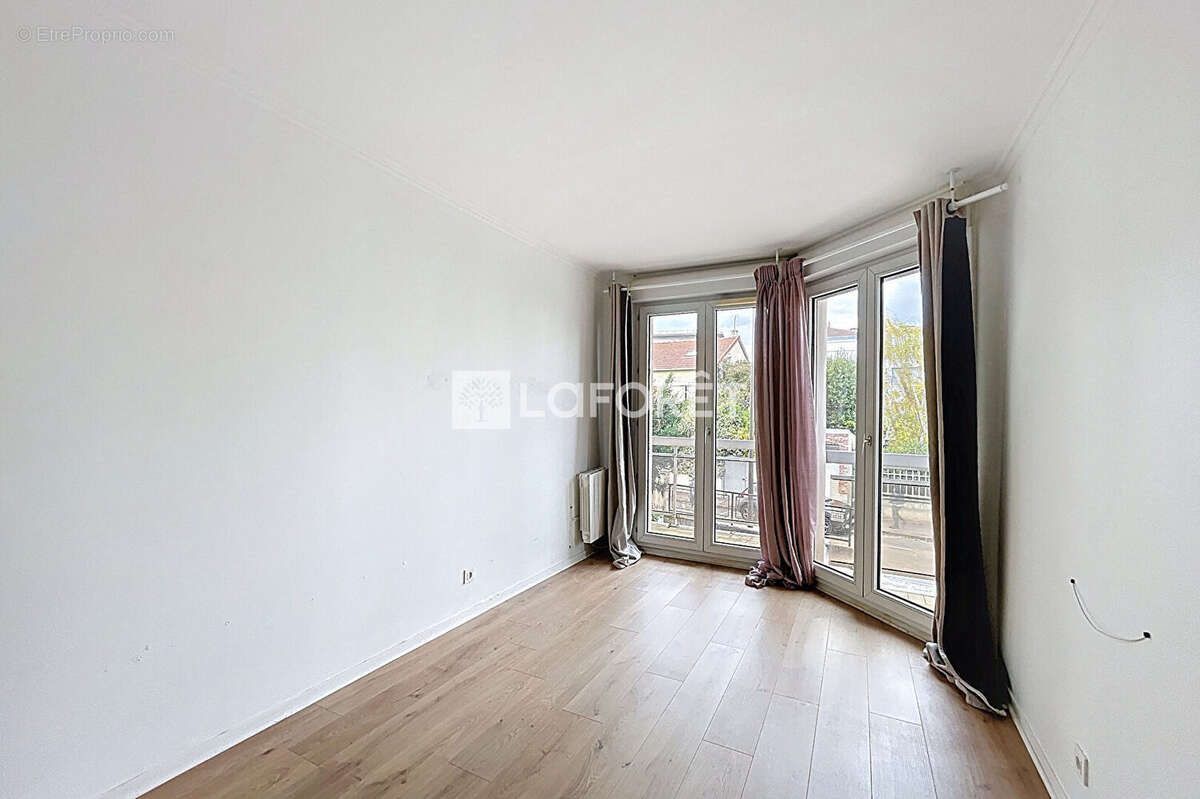 Appartement à SURESNES