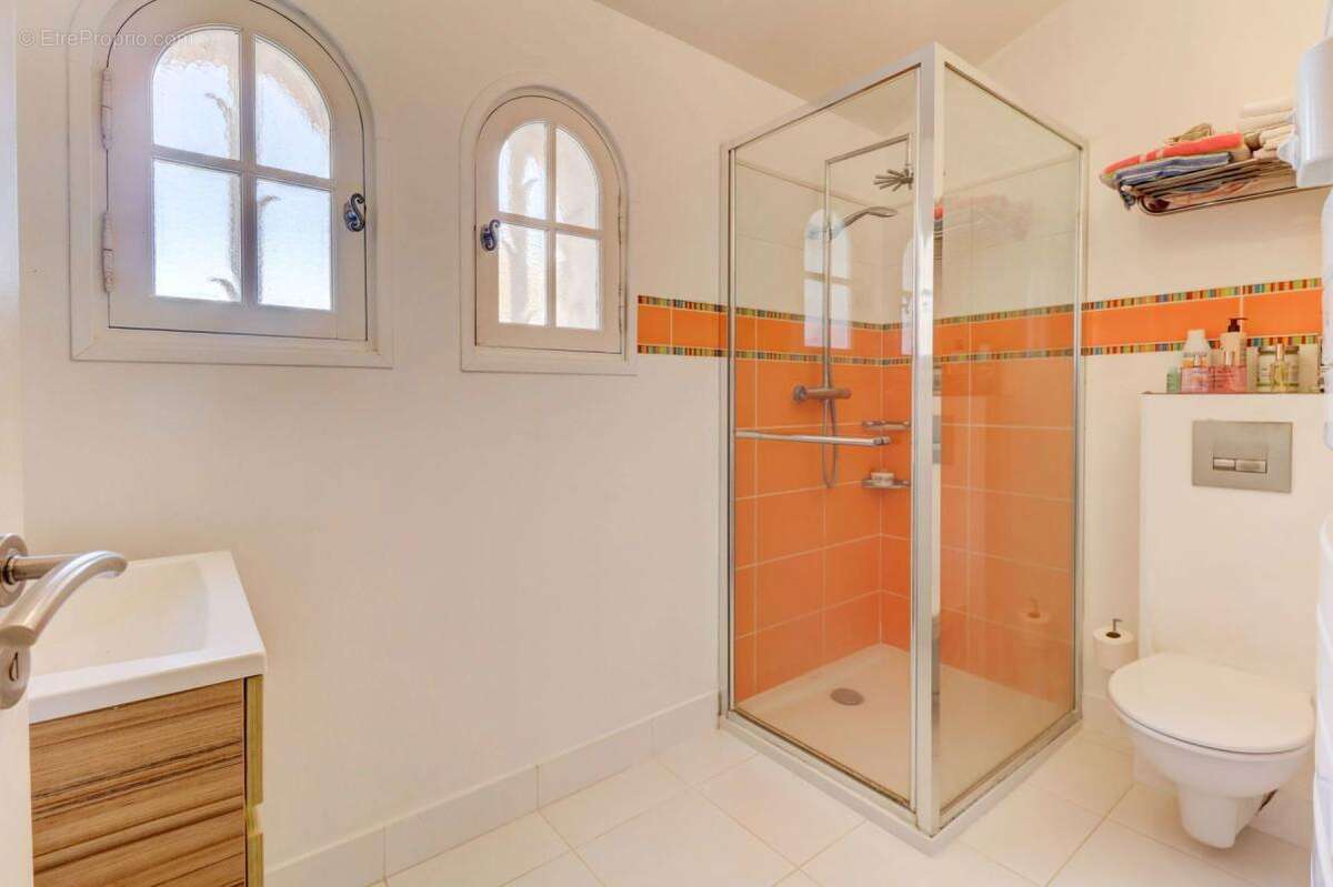 Maison à MOUANS-SARTOUX