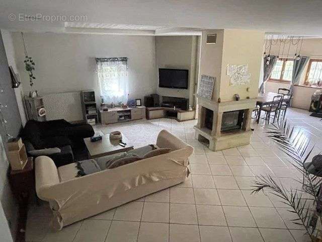 Maison à PONT-D&#039;HERY