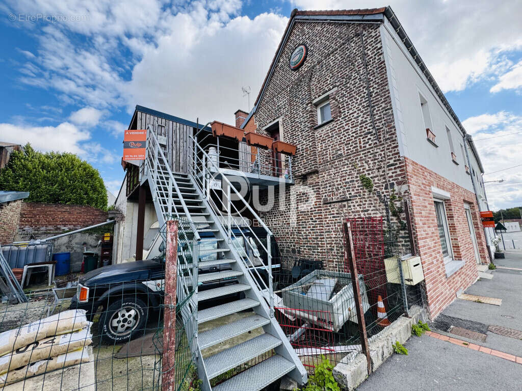 Appartement à FAMPOUX