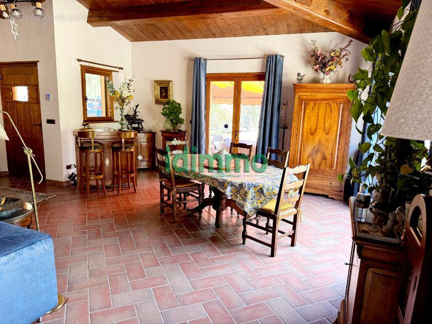 Maison à DRAGUIGNAN