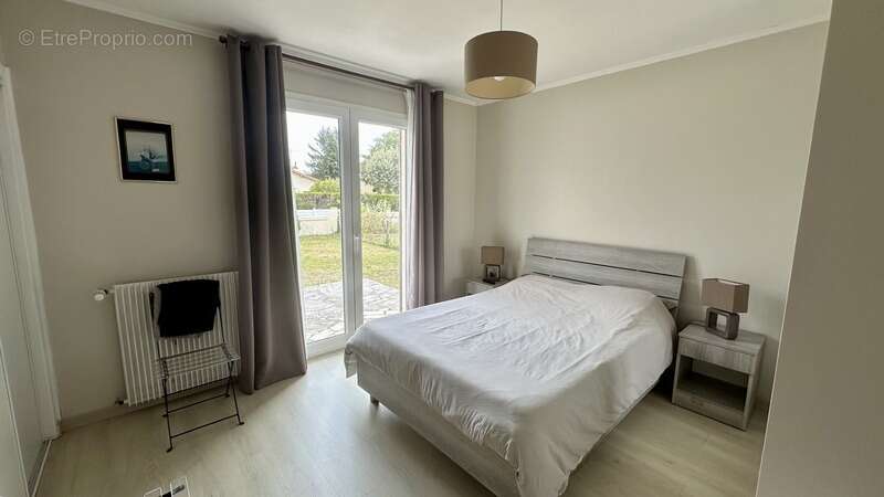 Maison à MARTIGNAS-SUR-JALLE