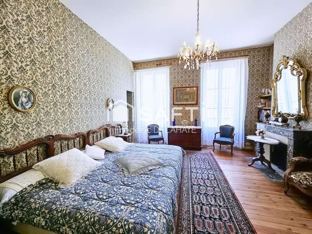 Maison 198 m² à Pauillac  - photo 9