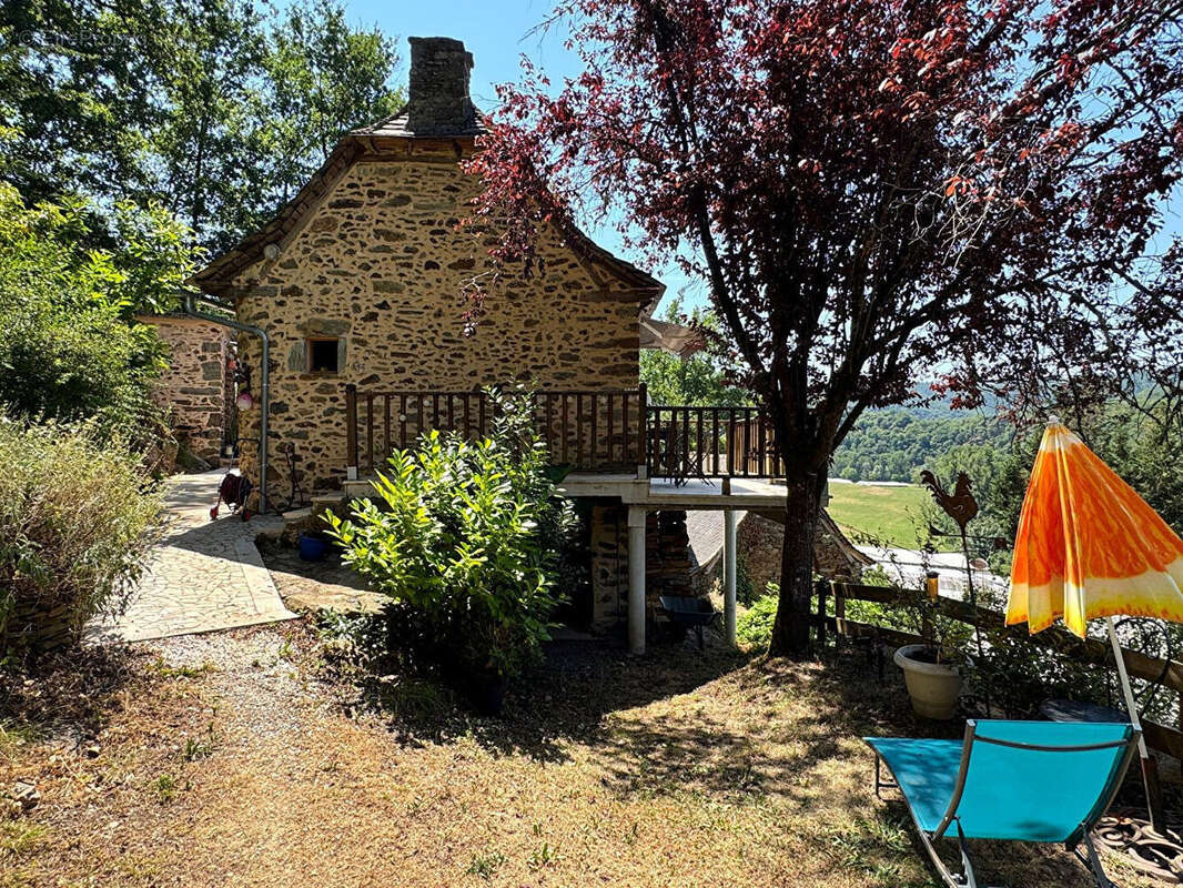Propriété de caractère avec vue panoramique sur le Lot - photo 6