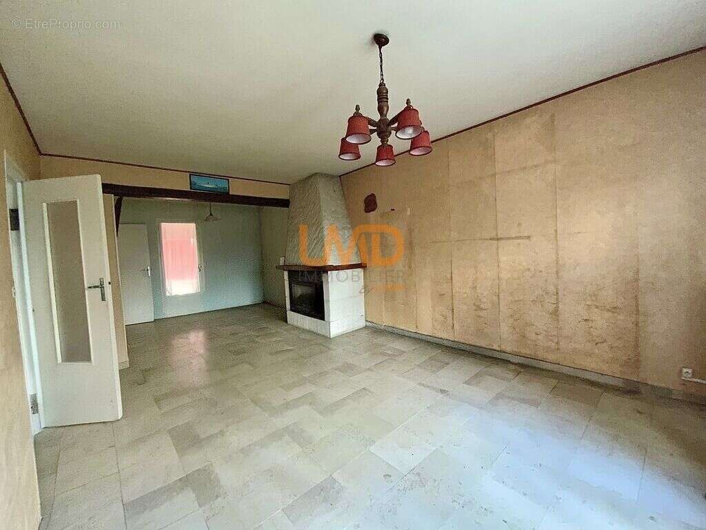 Maison idéale pour famille rêvant d'espace ! Prix Négociable ! - photo 15
