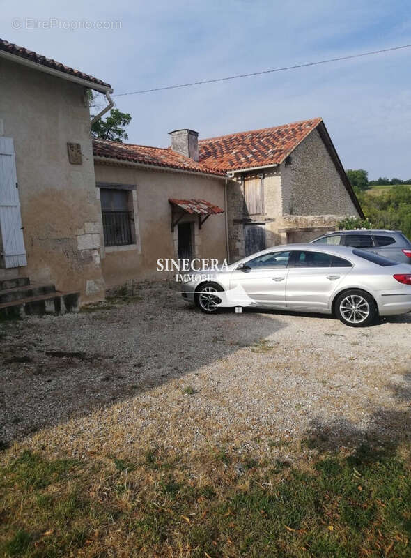 Maison 110 m² à Villetoureix  - photo 4
