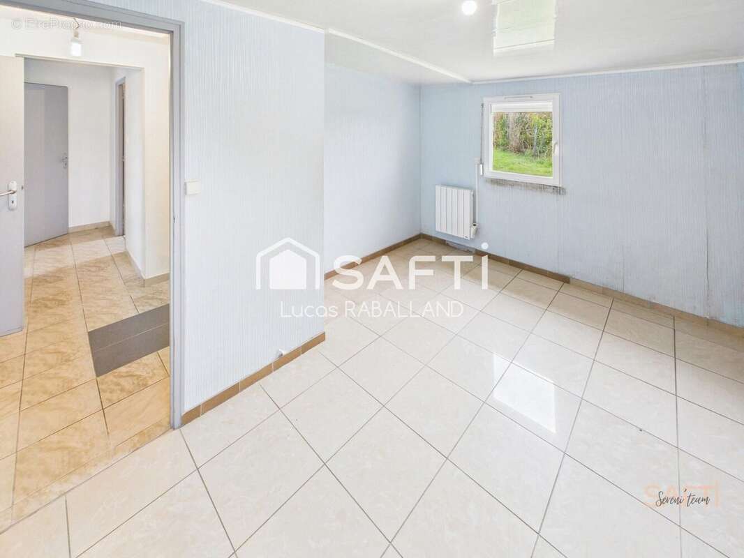 Photo 5 - Maison à CHATEAU-GUIBERT