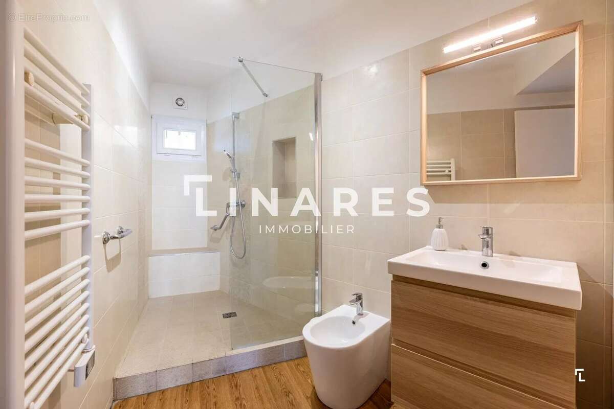 Appartement à MARSEILLE-10E