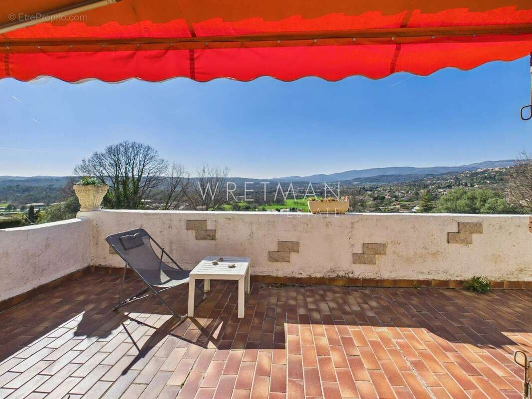 Maison à MONTAUROUX