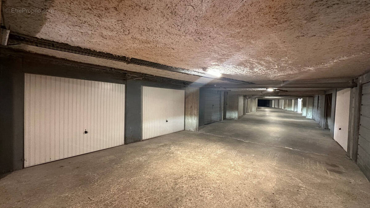 Parking à REIMS