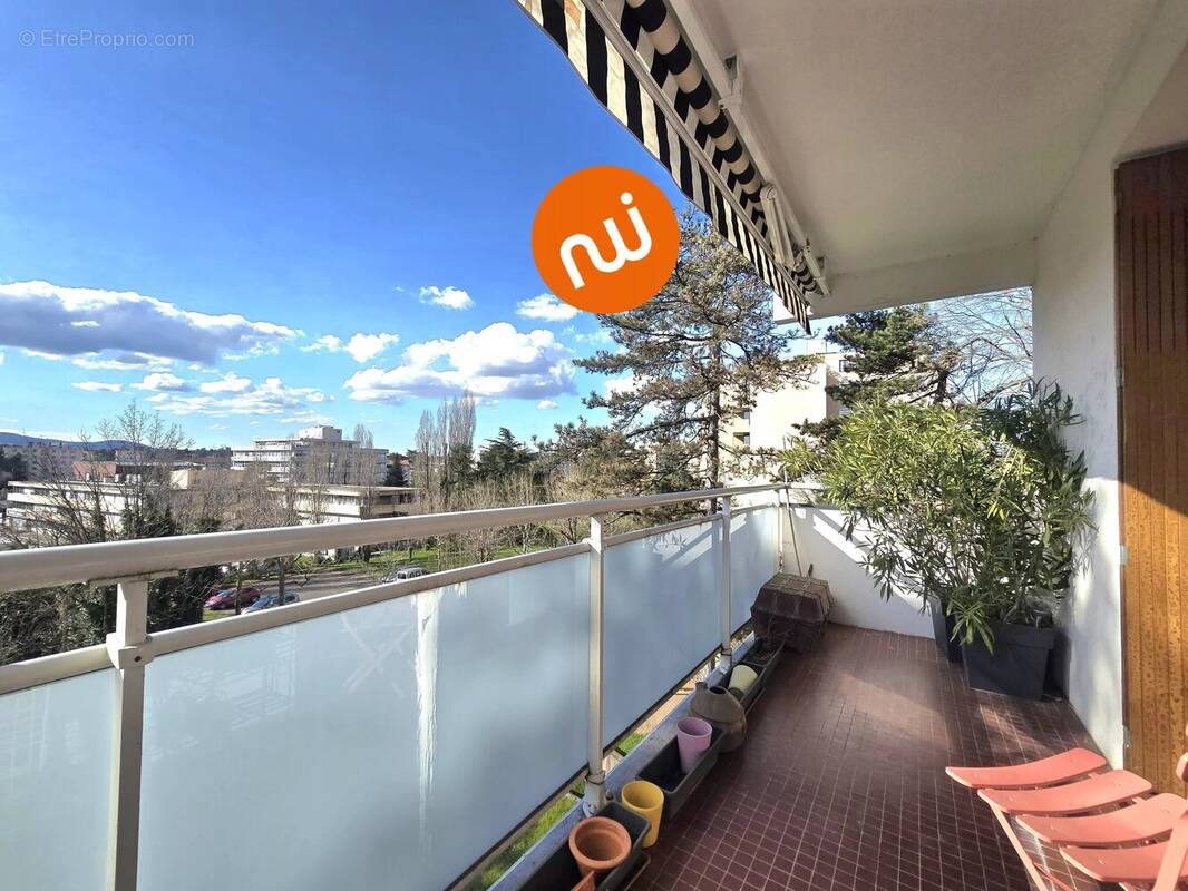 Appartement à TASSIN-LA-DEMI-LUNE