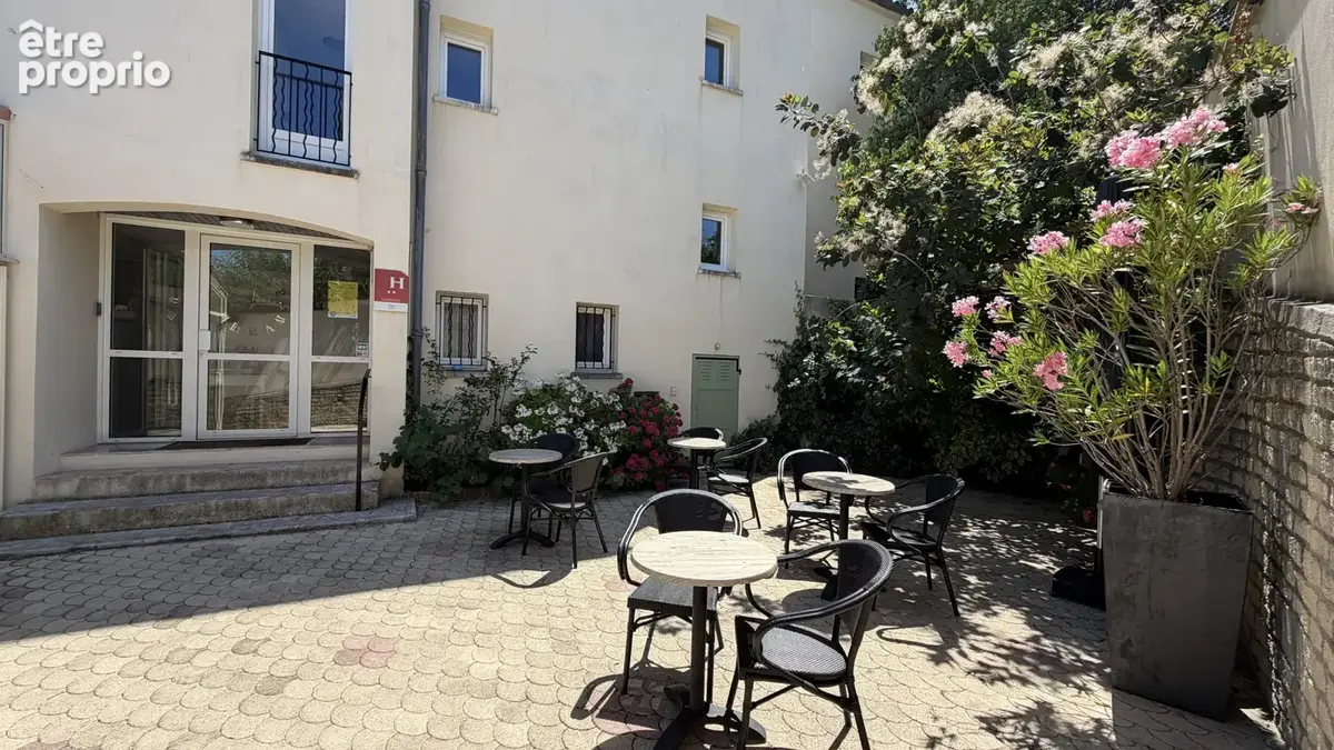 Fonds de commerce hotellerie greoux les bains - photo 17