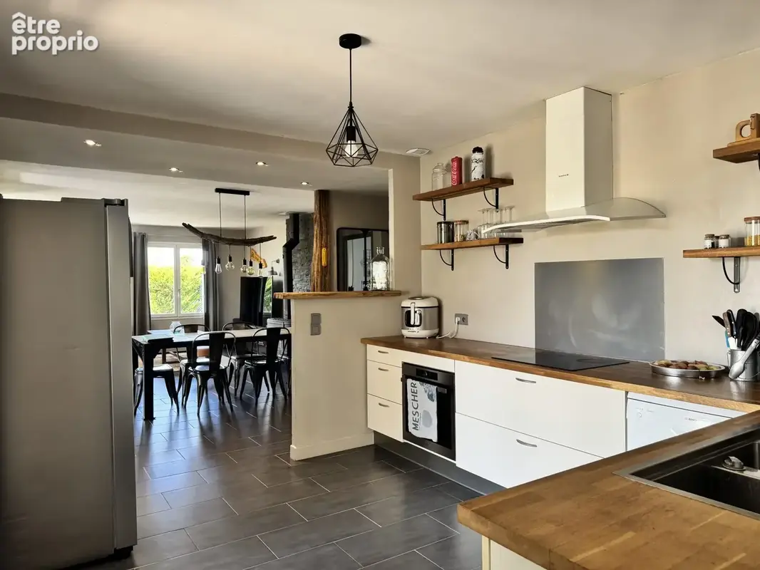 Maison 130 m² à Barzan  - photo 7