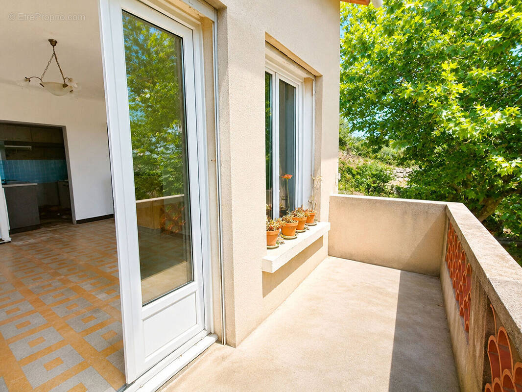 Appartement à MARSEILLE-16E