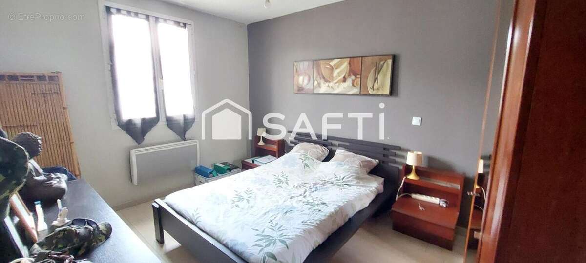 Maison 113 m² à Soussans  - photo 6