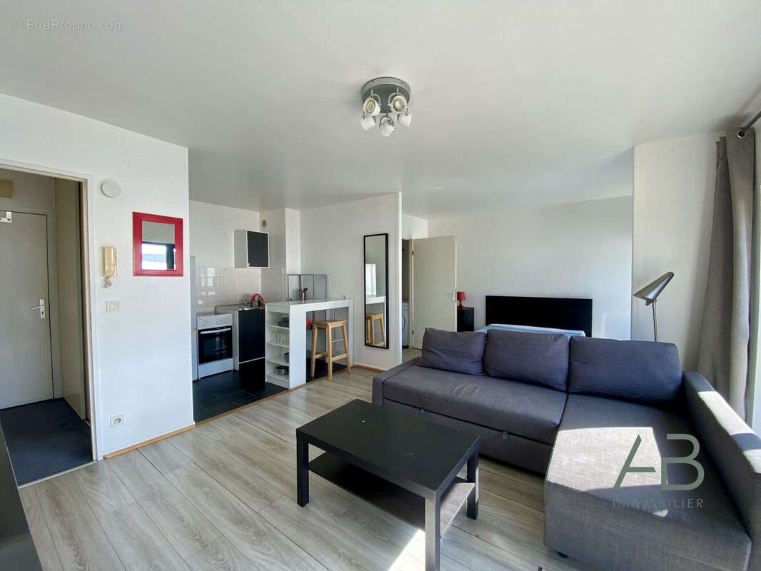 Appartement 35 m² à Lille  - photo 2