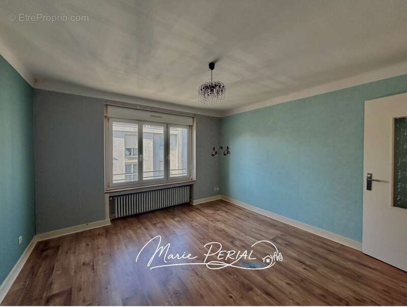 Maison à CLOUANGE