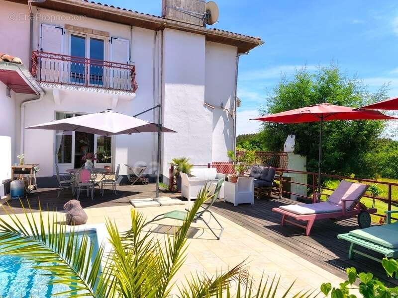 Maison à GEAUNE