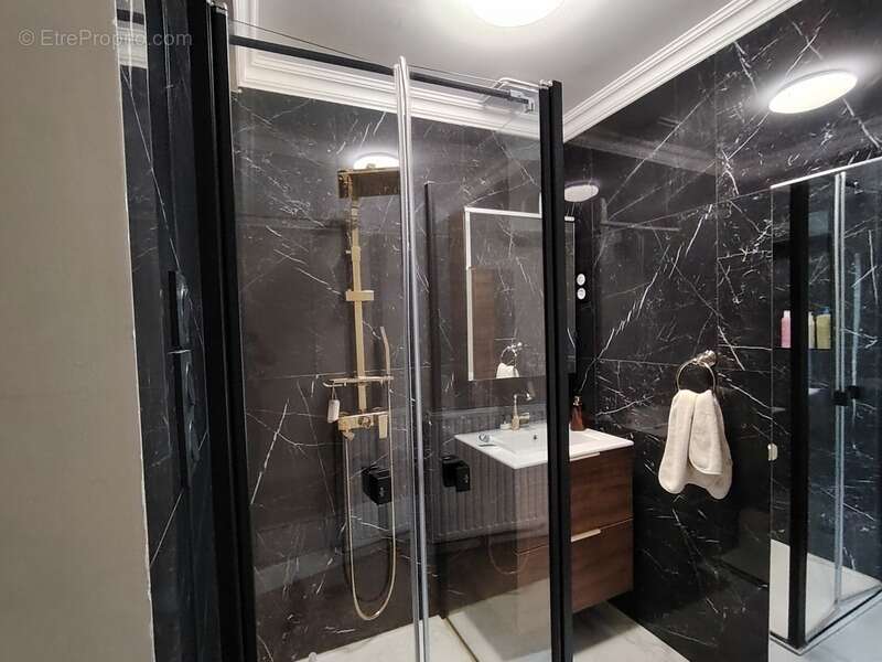 Maison à NEUVILLE-DE-POITOU