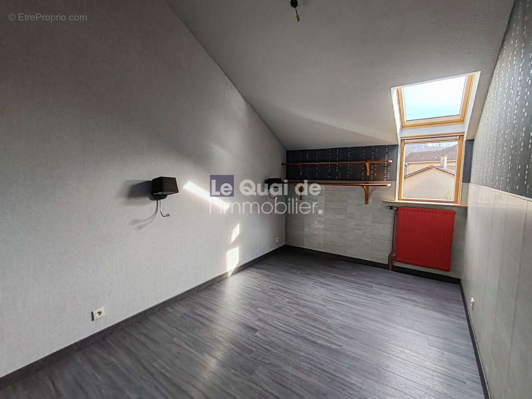 Maison à SAINT-MARTIN-LE-VINOUX