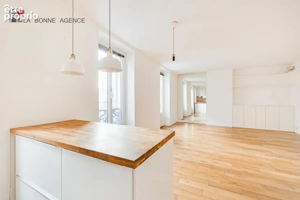 Bel appartement avec grande pièce de vie et deux chambres - photo 5