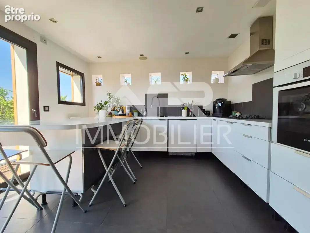 Maison contemporaine à Chatou , Vue panoramique sur la vallée de la Seine, domotique et cadre de vie privilégié - photo 11