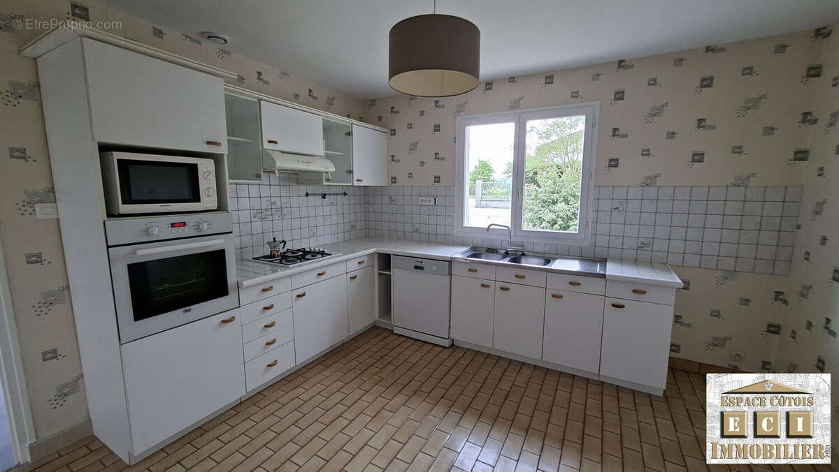 Maison à SARDIEU