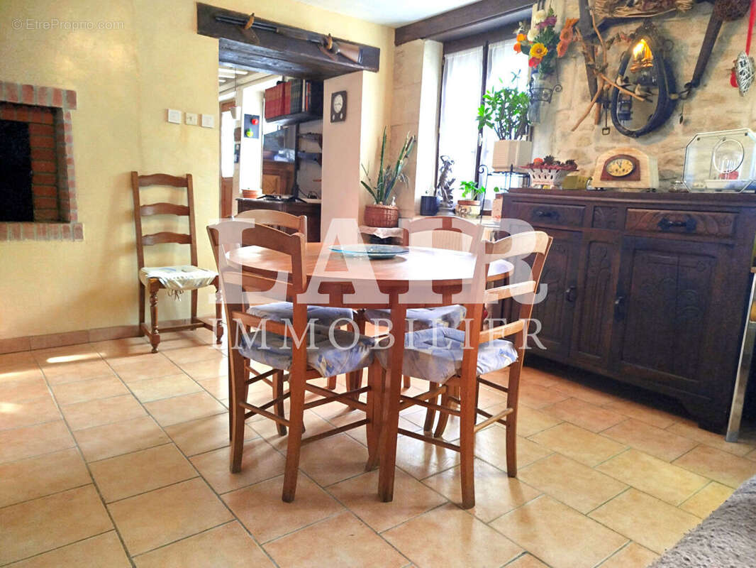 Maison à SAINT-CHRISTOPHE-LE-JAJOLET